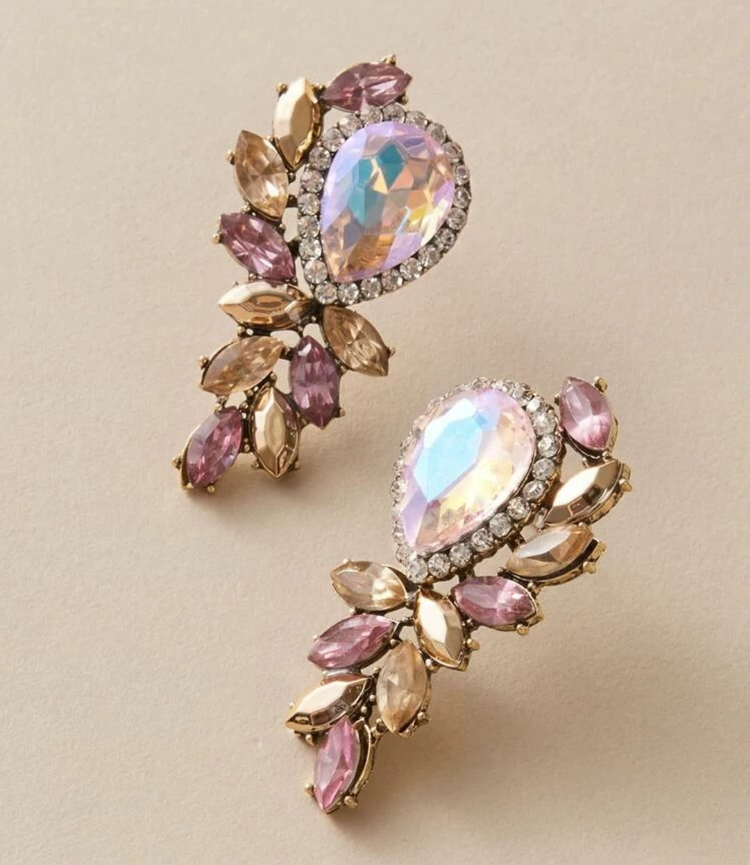 Teardrop studs image 0